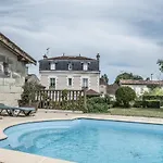 Les Tuileries De Chanteloup 4*