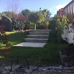 Les Tuileries De Chanteloup Pensión 4*
