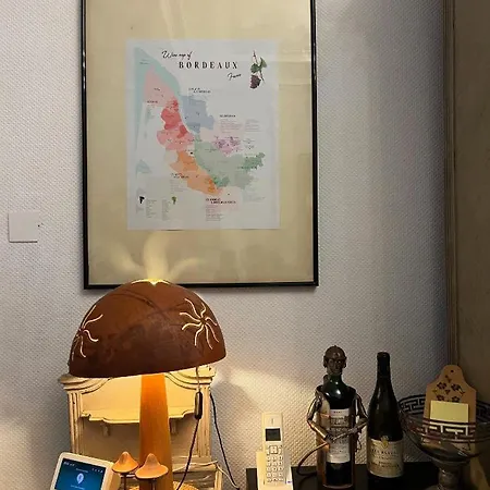 招待所 莱斯杜伊勒里宫尚特卢酒店