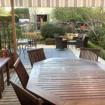 Gasthof Les Tuileries De Chanteloup 4*