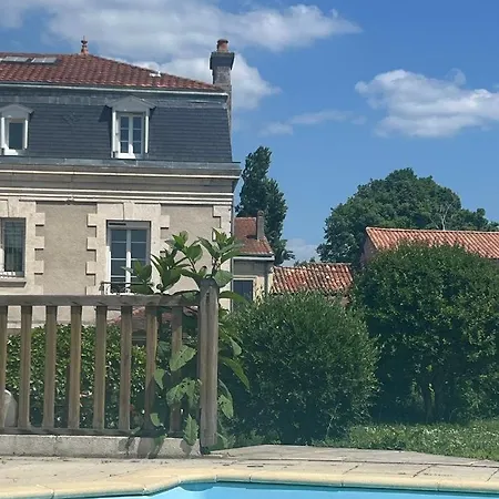 Les Tuileries De Chanteloup